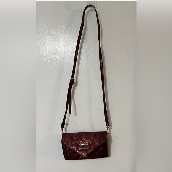 Guess Crossbody Purse Adjustable Removable Strap Juliet Wallet Burgundy Bag read - Picture 12 of 12